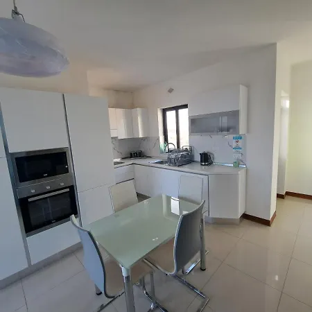 Apartman Sea View Penthouse